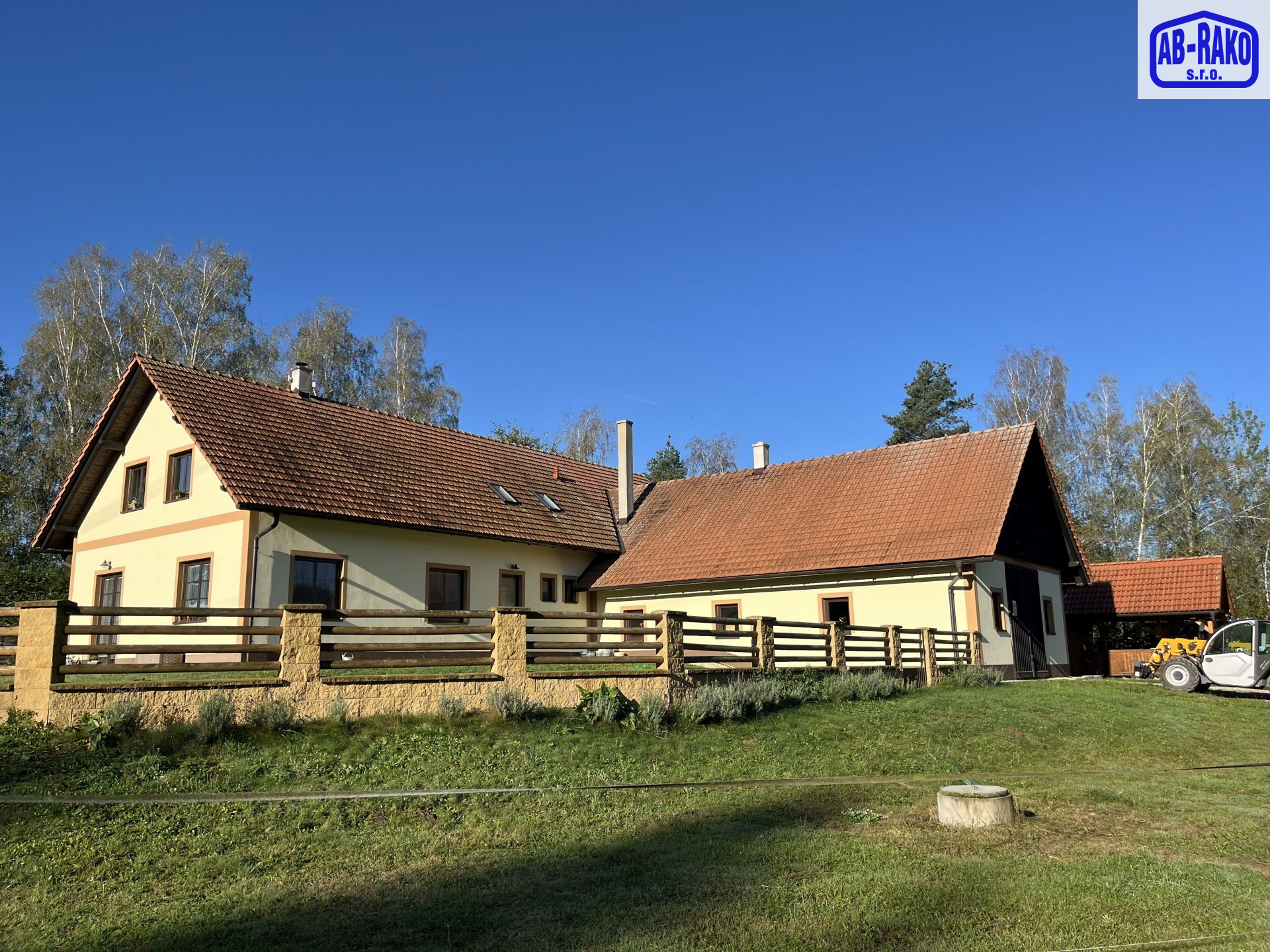 Luxusní bydlení s podnikáním a chovatelstvím v Rodvínově - obrázek č.2