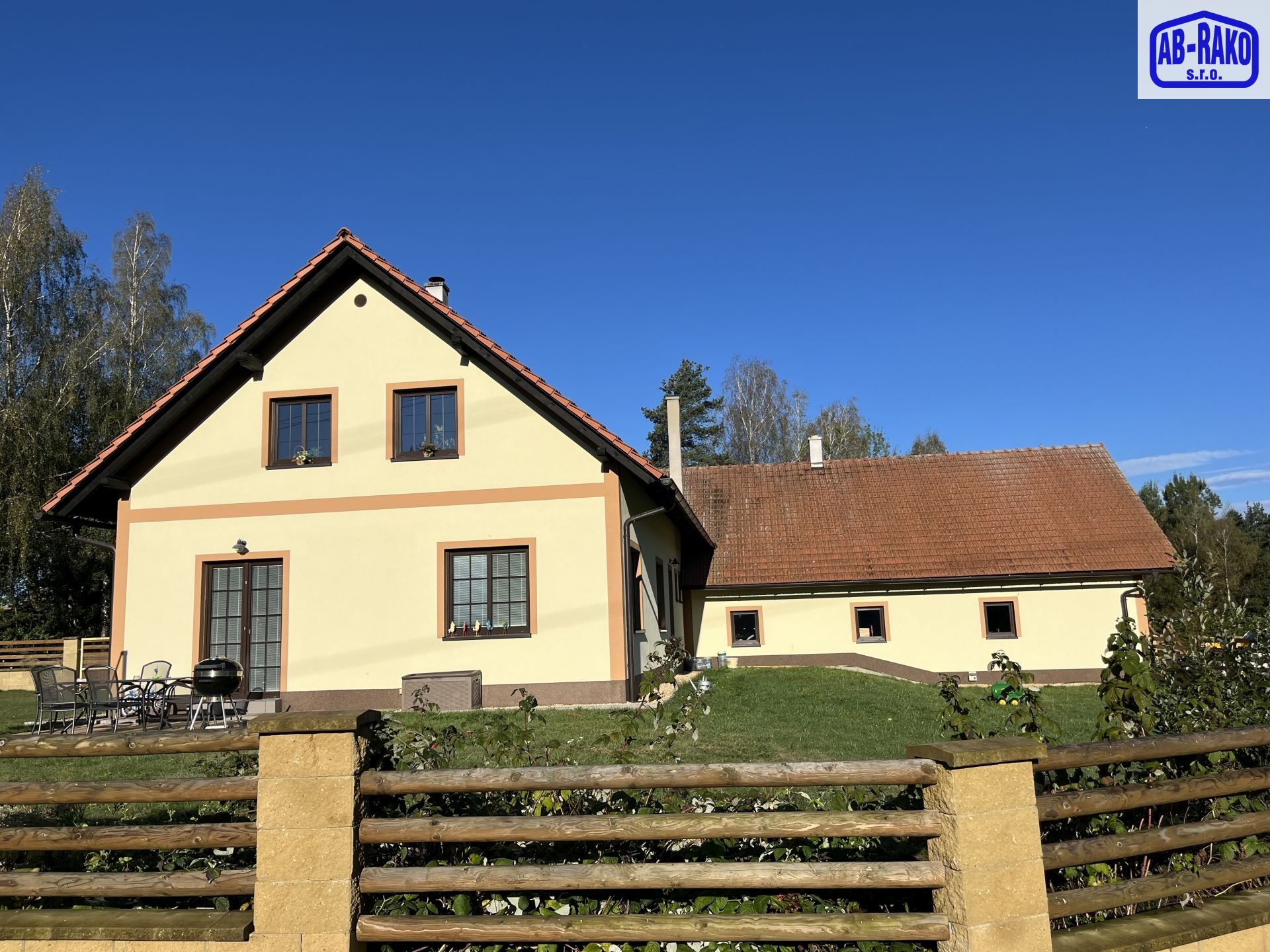 luxusni_bydleni_s_podnikanim_a_chovatelstvim_v_rodvinove