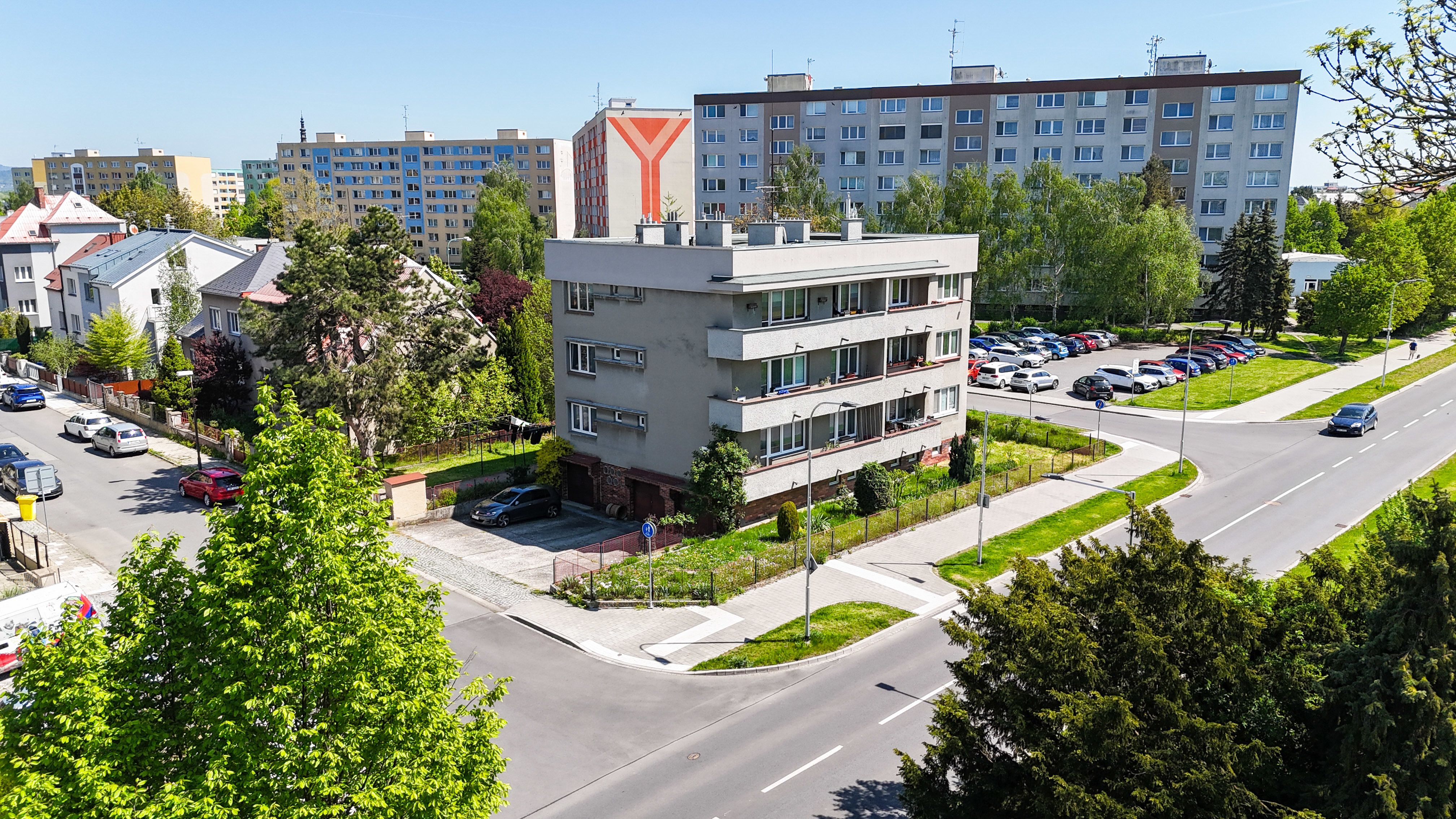 Cihlový byt 3+1 s garáží, Olomouc, ulice Zamykalova - obrázek č.2