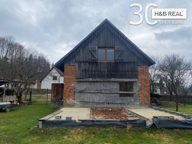 Prodej rozestavěného rodinného domu Huslenky - obrázek č.7