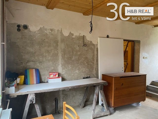 Prodej rozestavěného rodinného domu Huslenky - obrázek č.10