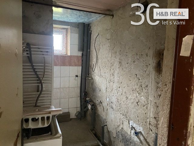 Prodej rozestavěného rodinného domu Huslenky - obrázek č.11