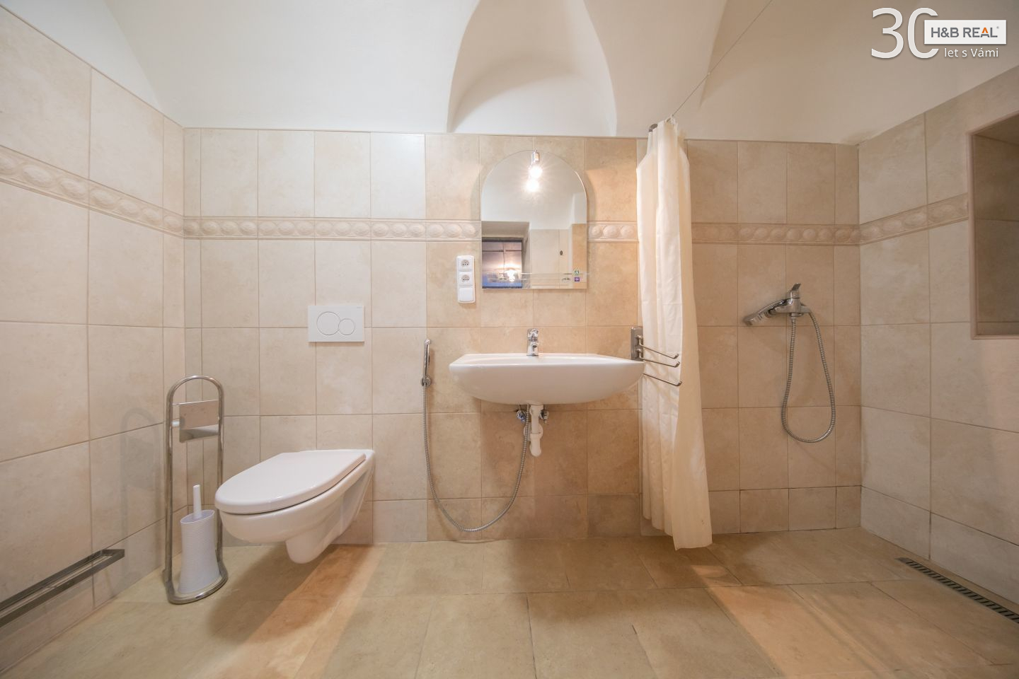 Pronájem zděného rek. bytu 1+KK (Drahotuše, 24 + 10 m2) - obrázek č.4