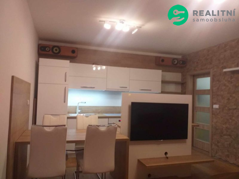 Prodej, byt 3+kk, 70 m2, Bozděchova, Hradec Králové - obrázek č.10