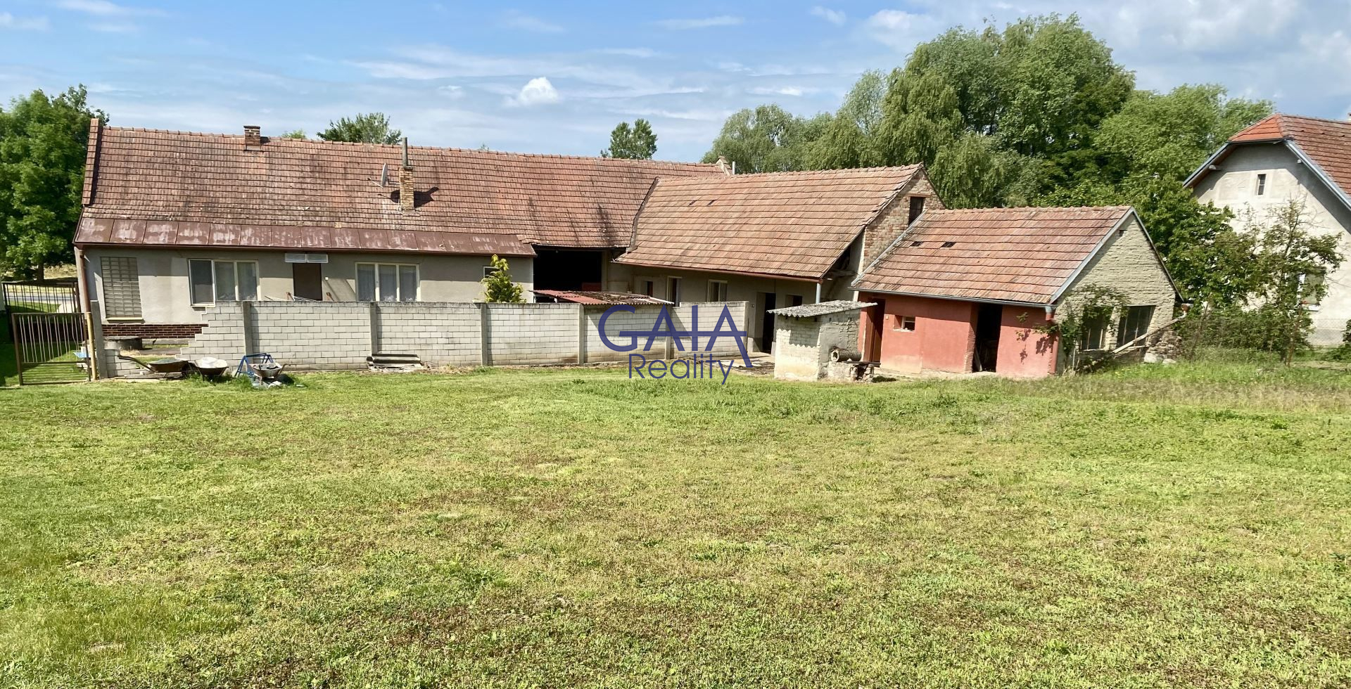 Dům s velkou zahradou - obrázek č.26