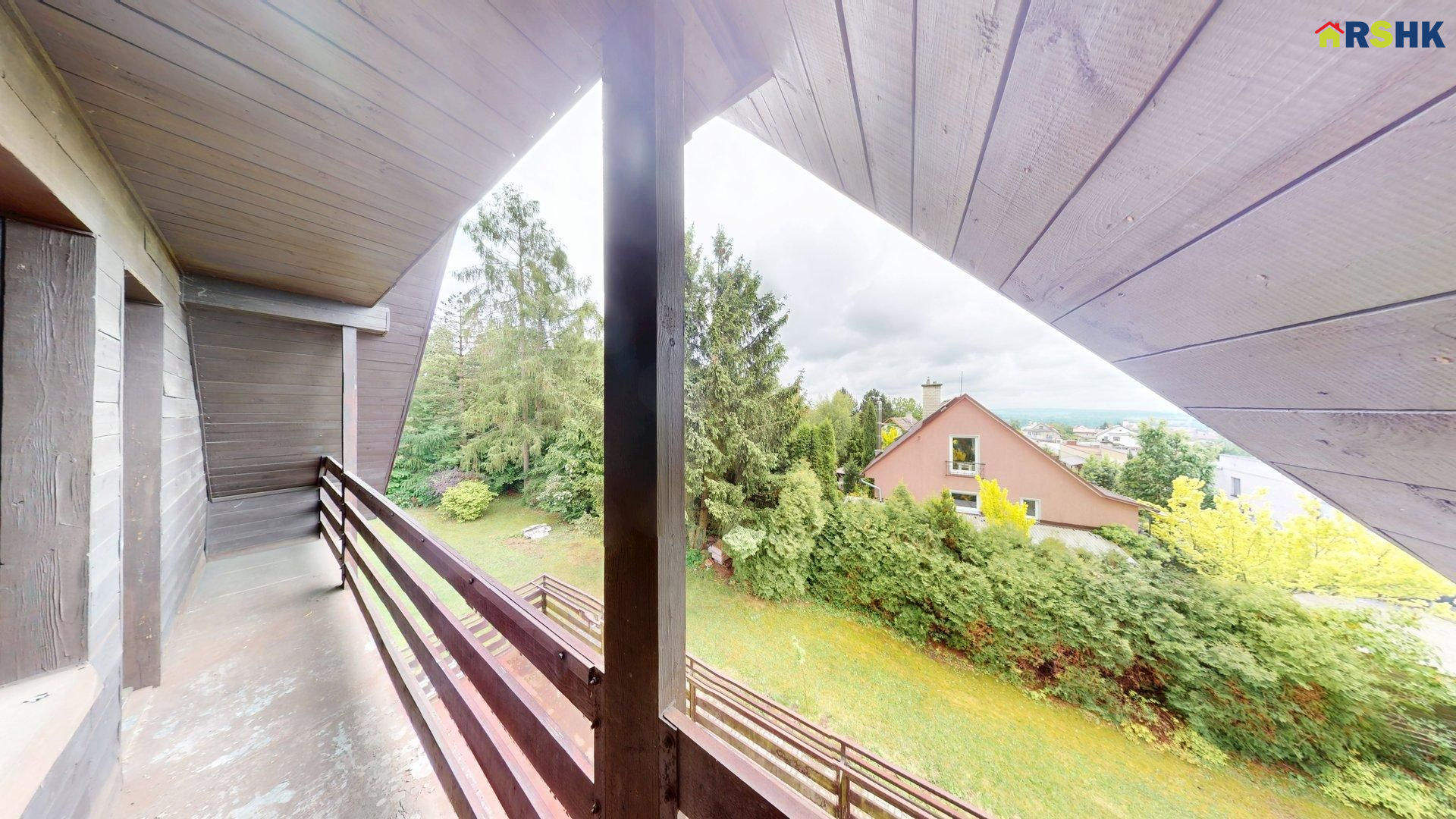 Prodej RD se zahradou na exkluzívním místě - obrázek č.16