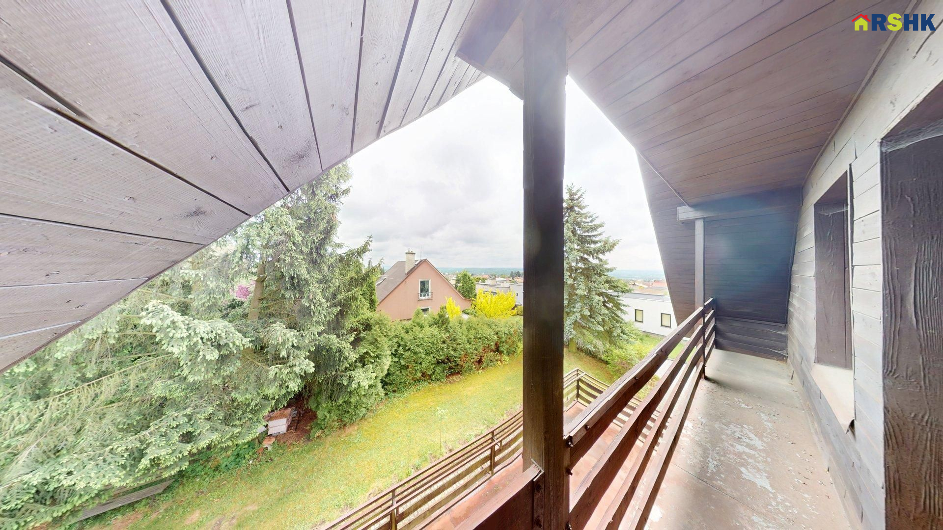 Prodej RD se zahradou na exkluzívním místě - obrázek č.17