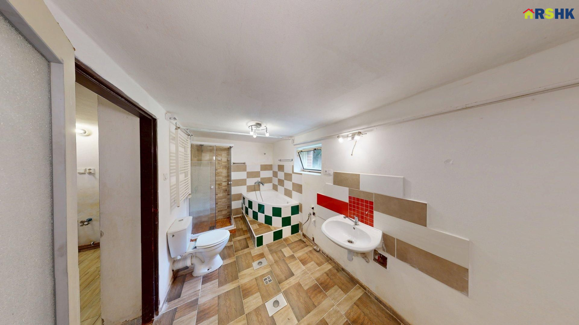 Prodej RD se zahradou na exkluzívním místě - obrázek č.19