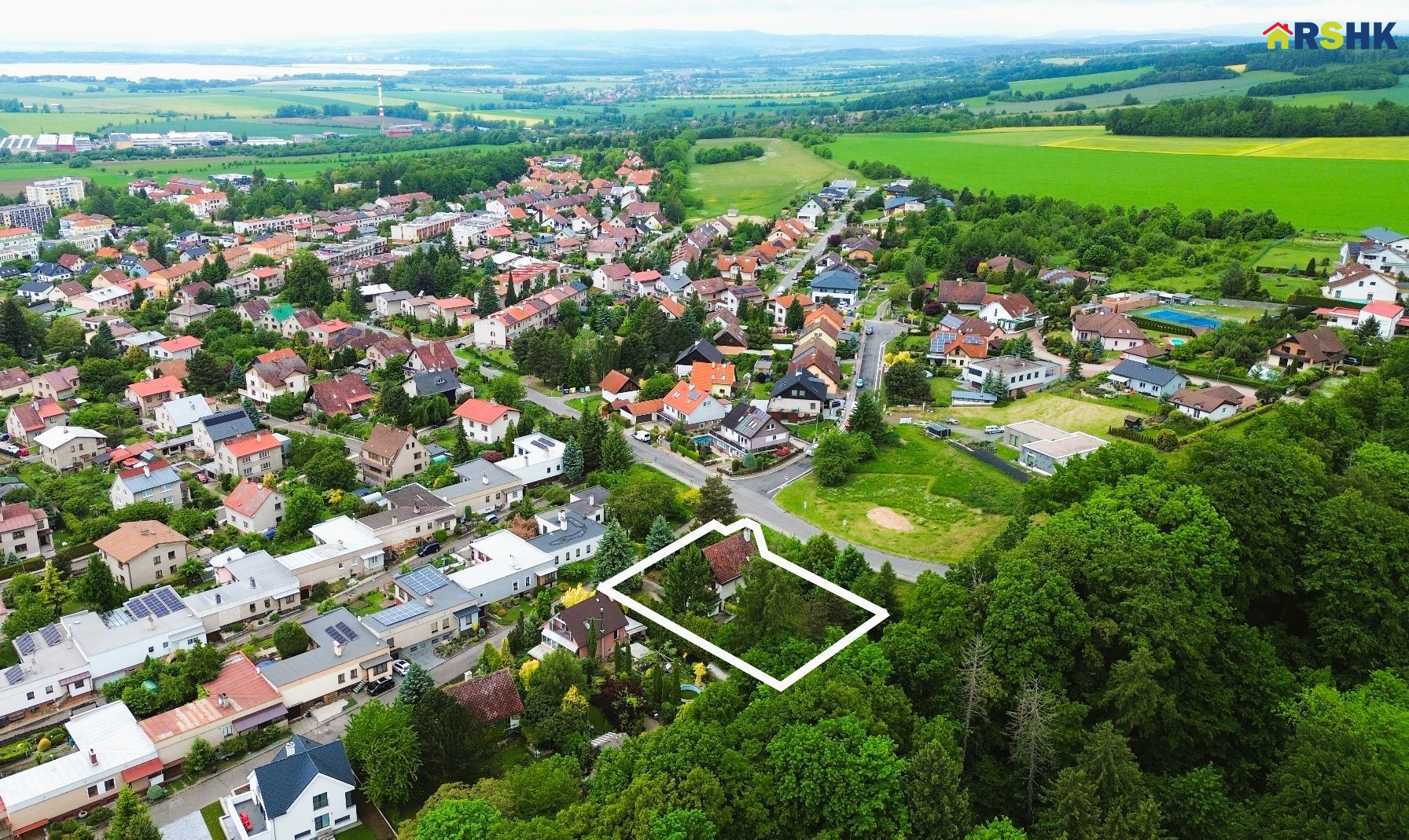 Prodej RD se zahradou na exkluzívním místě - obrázek č.30