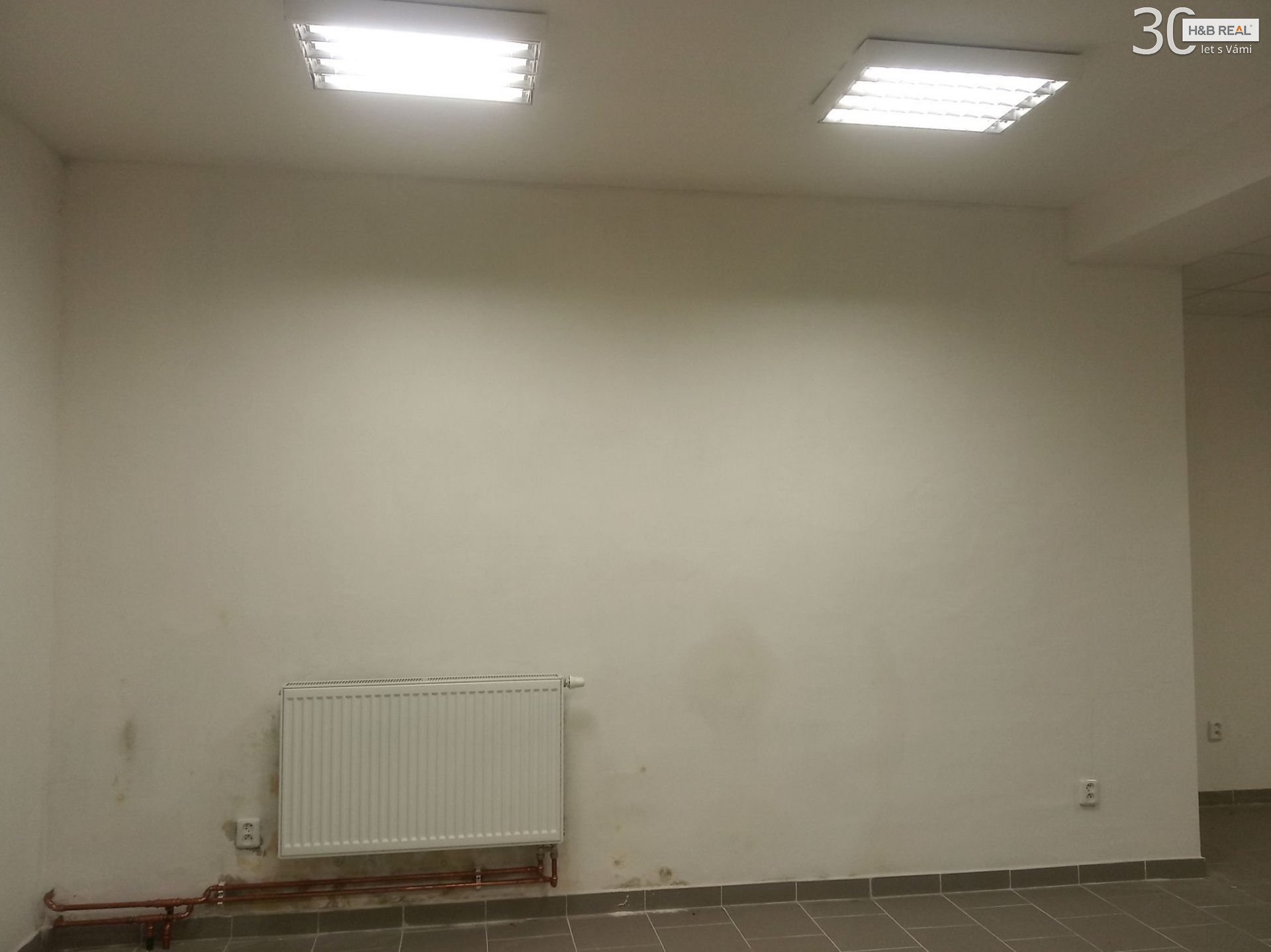 Pronájem komerčního prostoru (obchod, 43m2, Hranice) - obrázek č.3