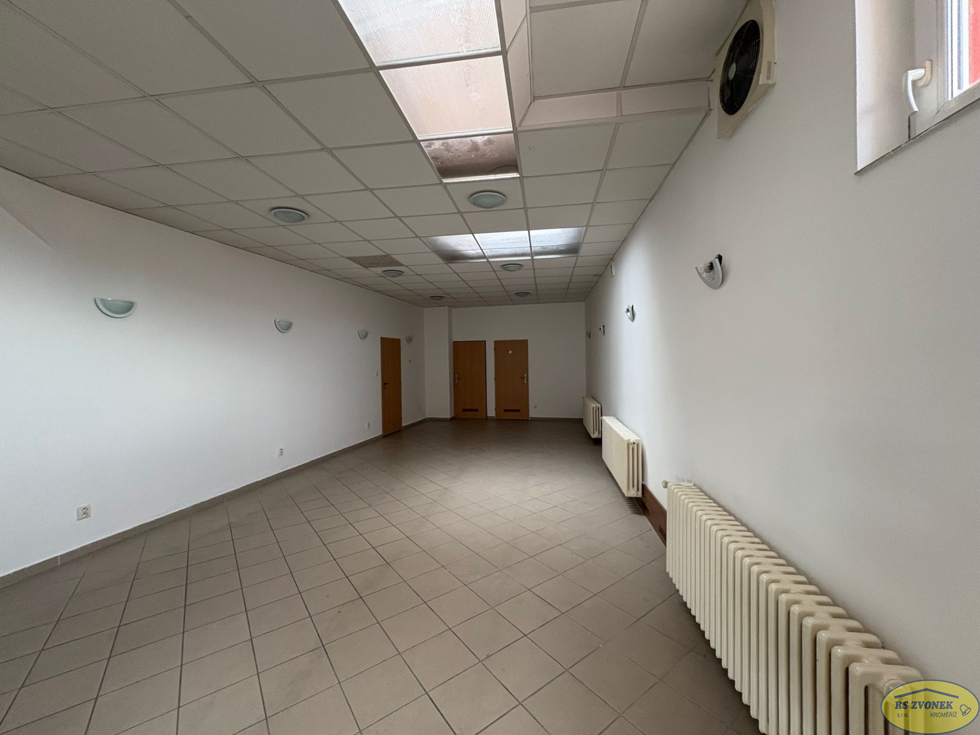 Prodej domu Bystřice pod Hostýnem, 2x byt a obchod - obrázek č.20
