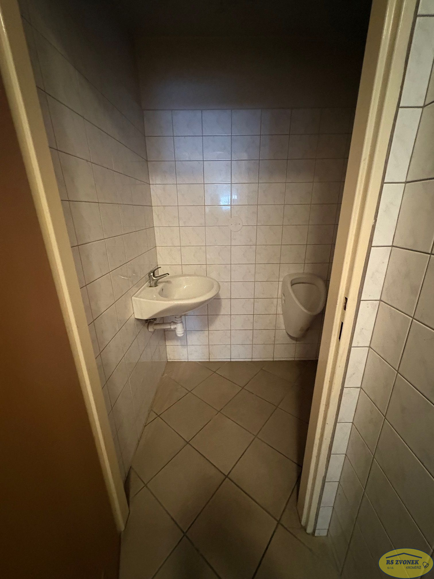 Prodej domu Bystřice pod Hostýnem, 2x byt a obchod - obrázek č.22