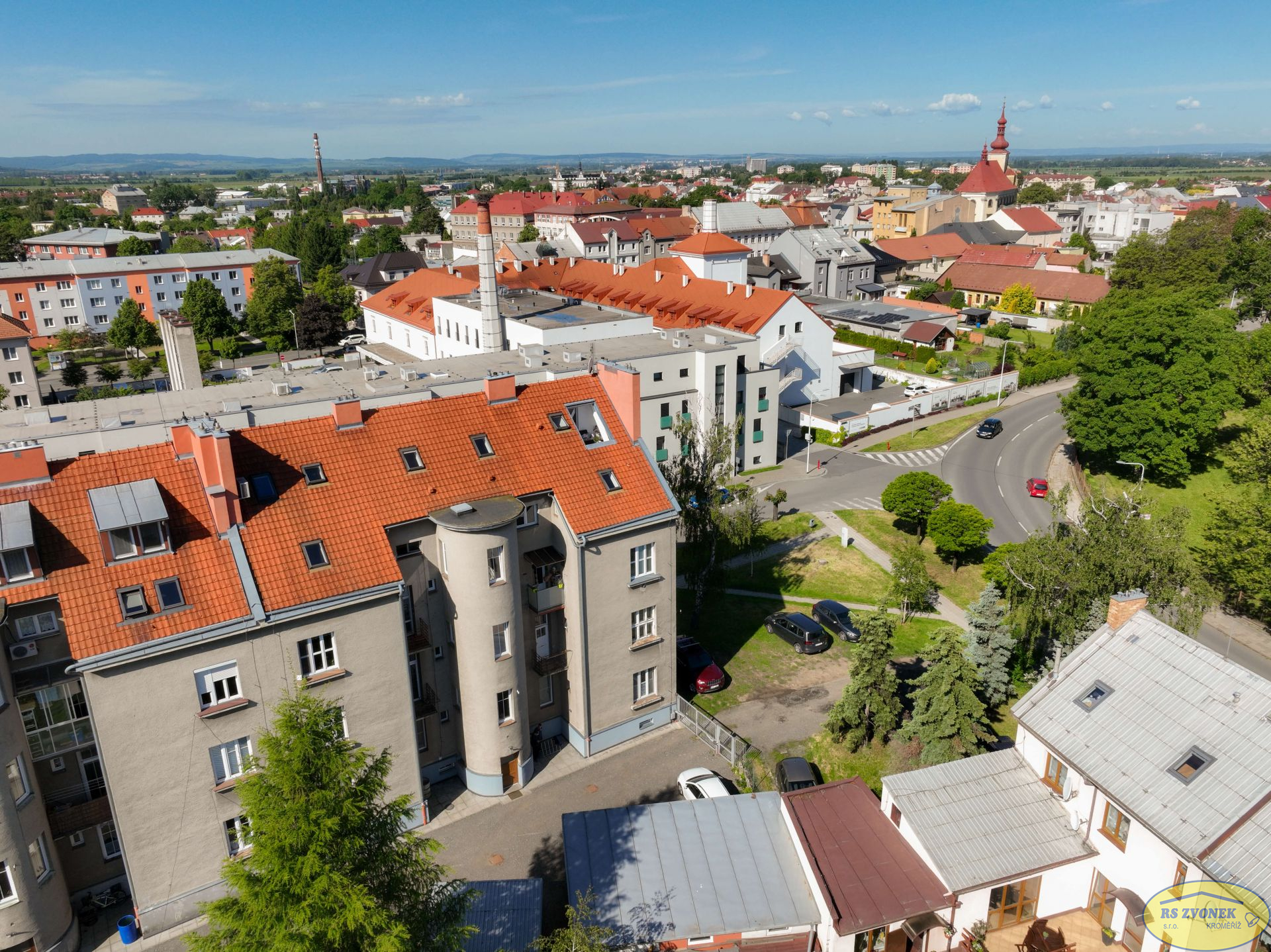 Prodej mezonetového bytu 4+kk, Pivovarská, Holešov - titulní obrázek--