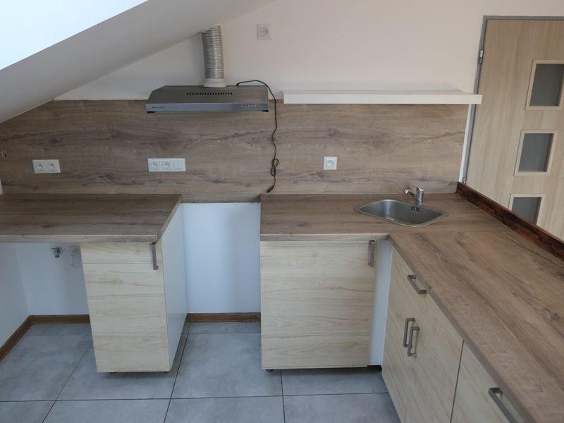 Bytový dům, Hronov, okres Náchod - obrázek č.3