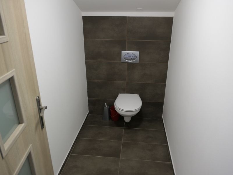 Bytový dům, Hronov, okres Náchod - obrázek č.9