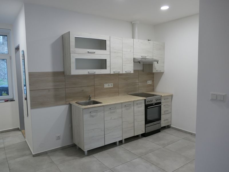 Bytový dům, Hronov, okres Náchod - obrázek č.13