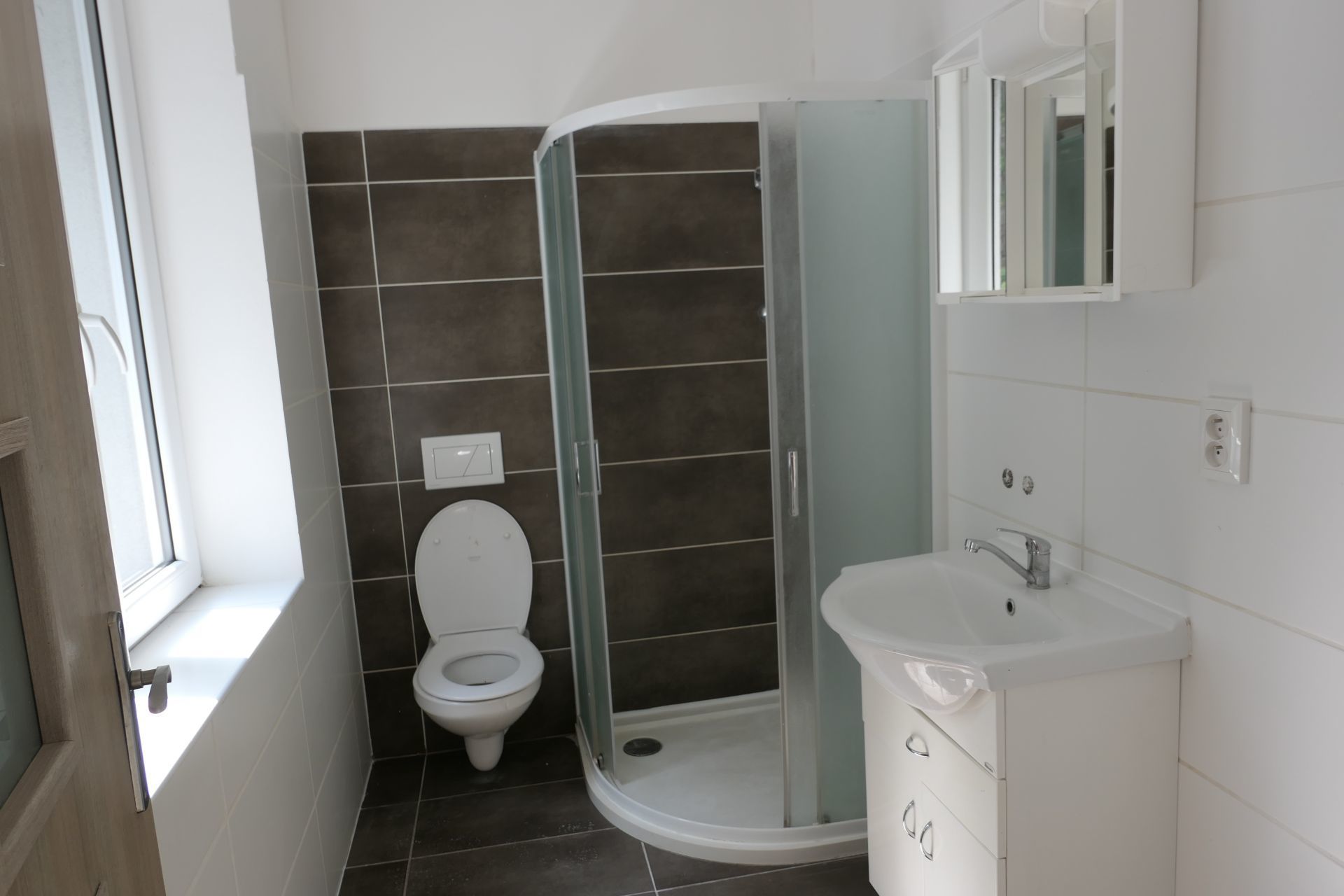 Bytový dům, Hronov, okres Náchod - obrázek č.22