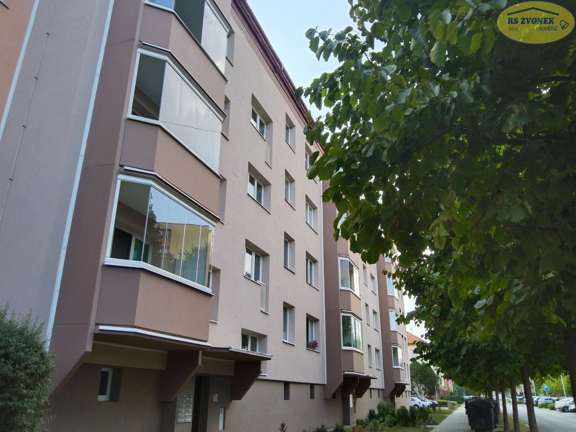 Pronájem BOV 2+1, Moravská, Chropyně - titulní obrázek--