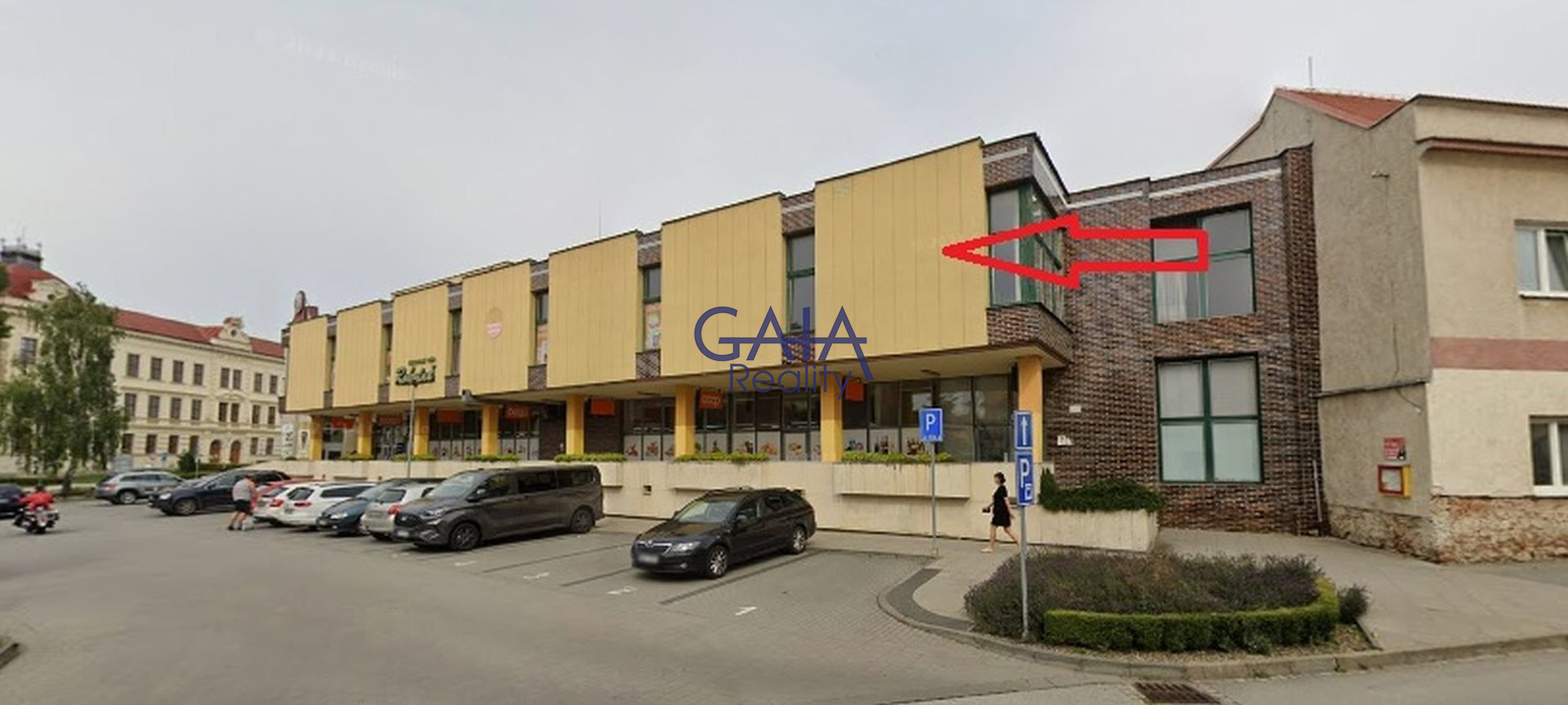Investiční příležitost v centru – prodej celého patra - titulní obrázek--
