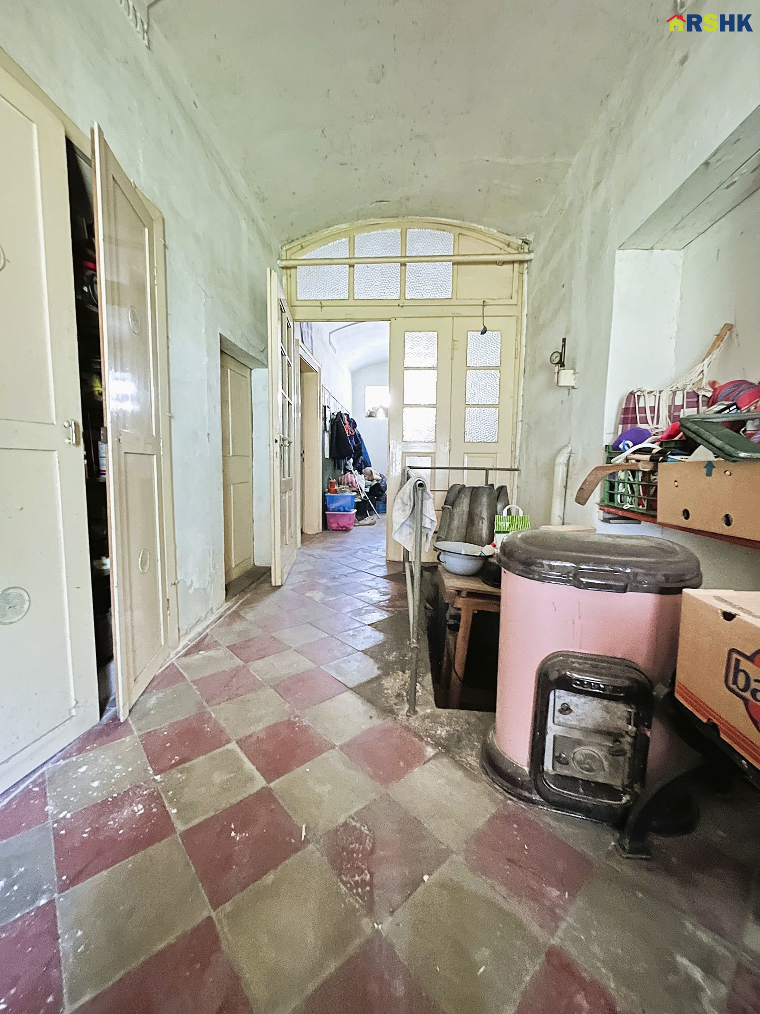 Prodej RD k rekonstrukci, Suchovršice, pozemek 1.416 m2 - obrázek č.18