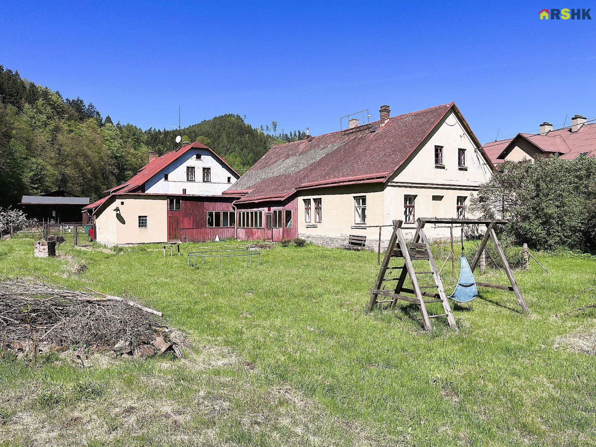 Prodej RD k rekonstrukci, Suchovršice, pozemek 1.416 m2 - obrázek č.7
