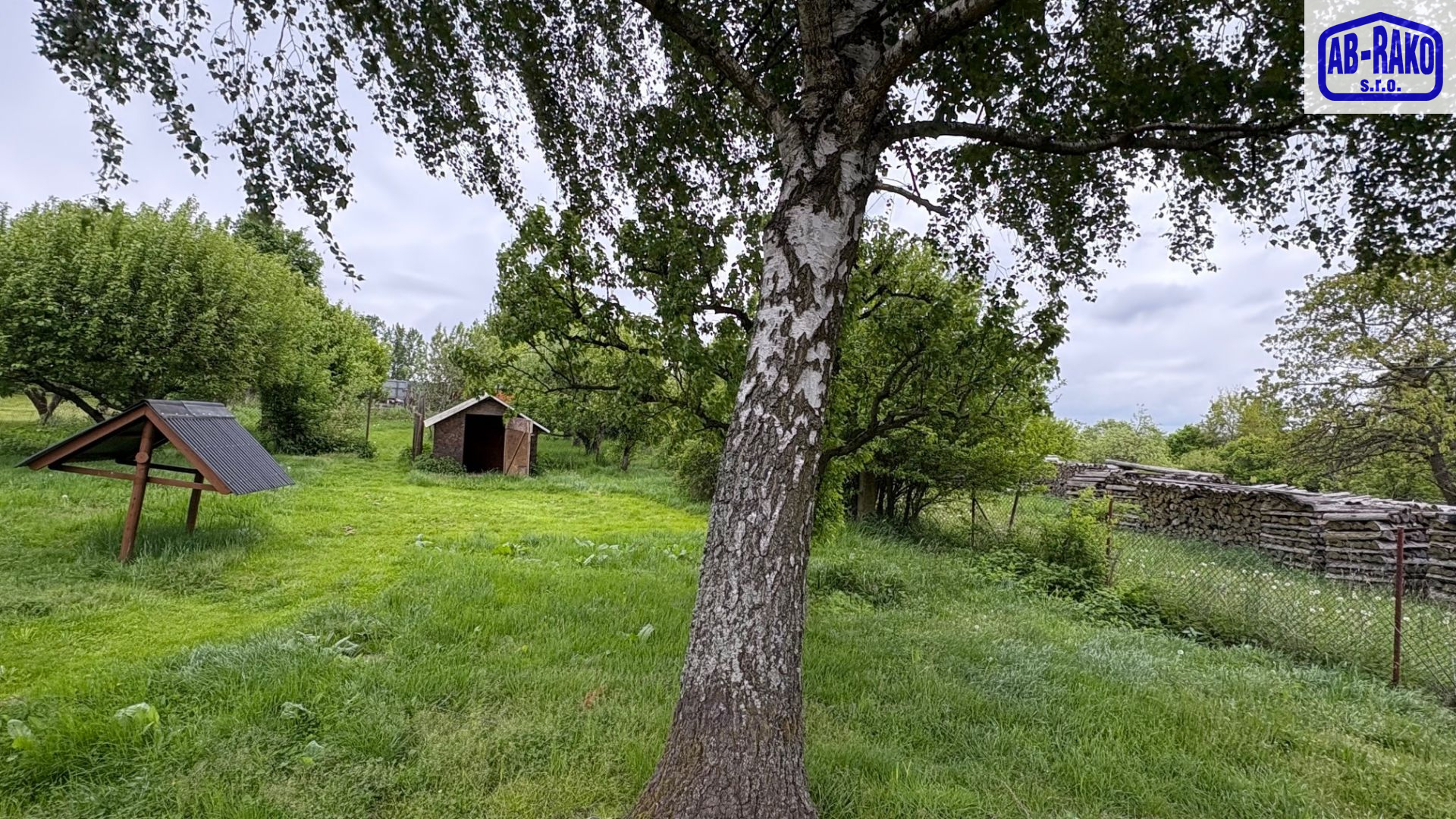 ZASTAVITELNÝ pozemek se zahradou na okraji Kunžaku - obrázek č.4