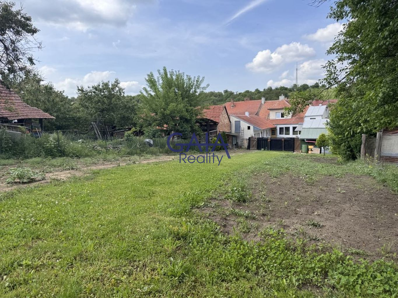 Prodej rod. domu 6+1 s krásnou zahradou - obrázek č.25