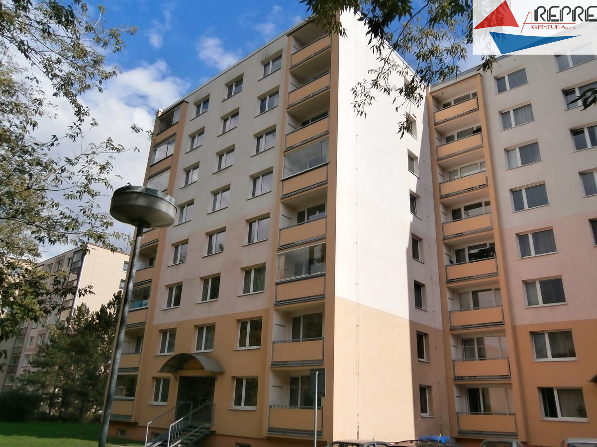Litoměřice - pronájem bytu 1+1+ lodžie - titulní obrázek--