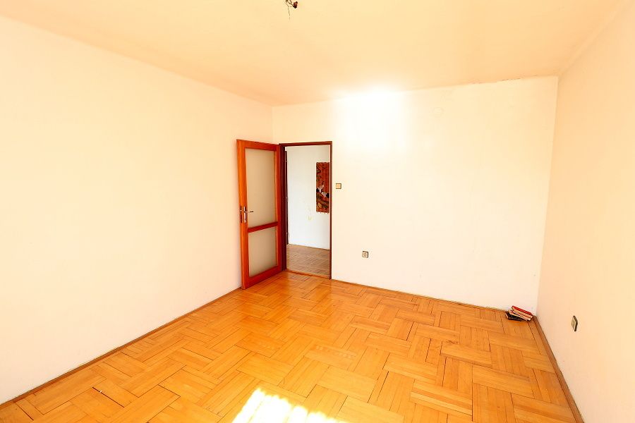Rodinný dům s velkou zahradou, Erbenova, Hořice, JC - obrázek č.11