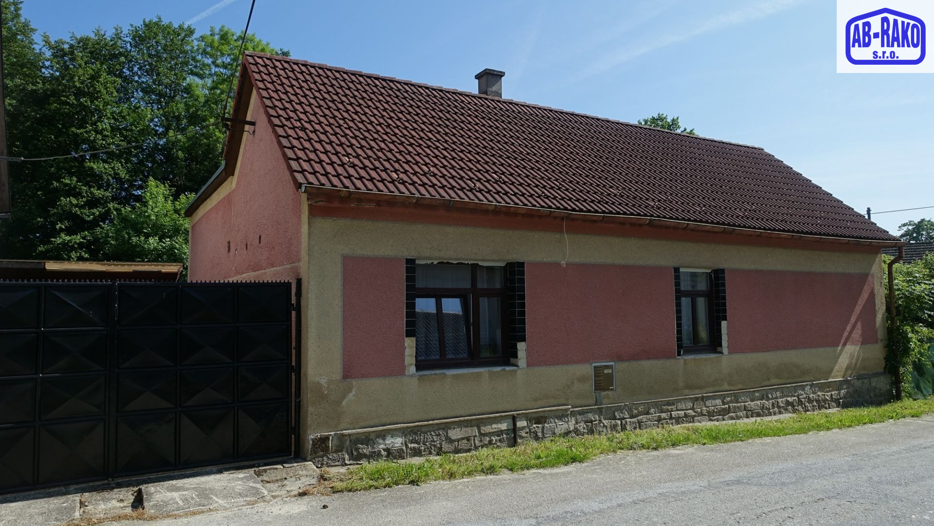 Z velké části opravená chalupa v Albeři u N. Bystřice - obrázek č.24