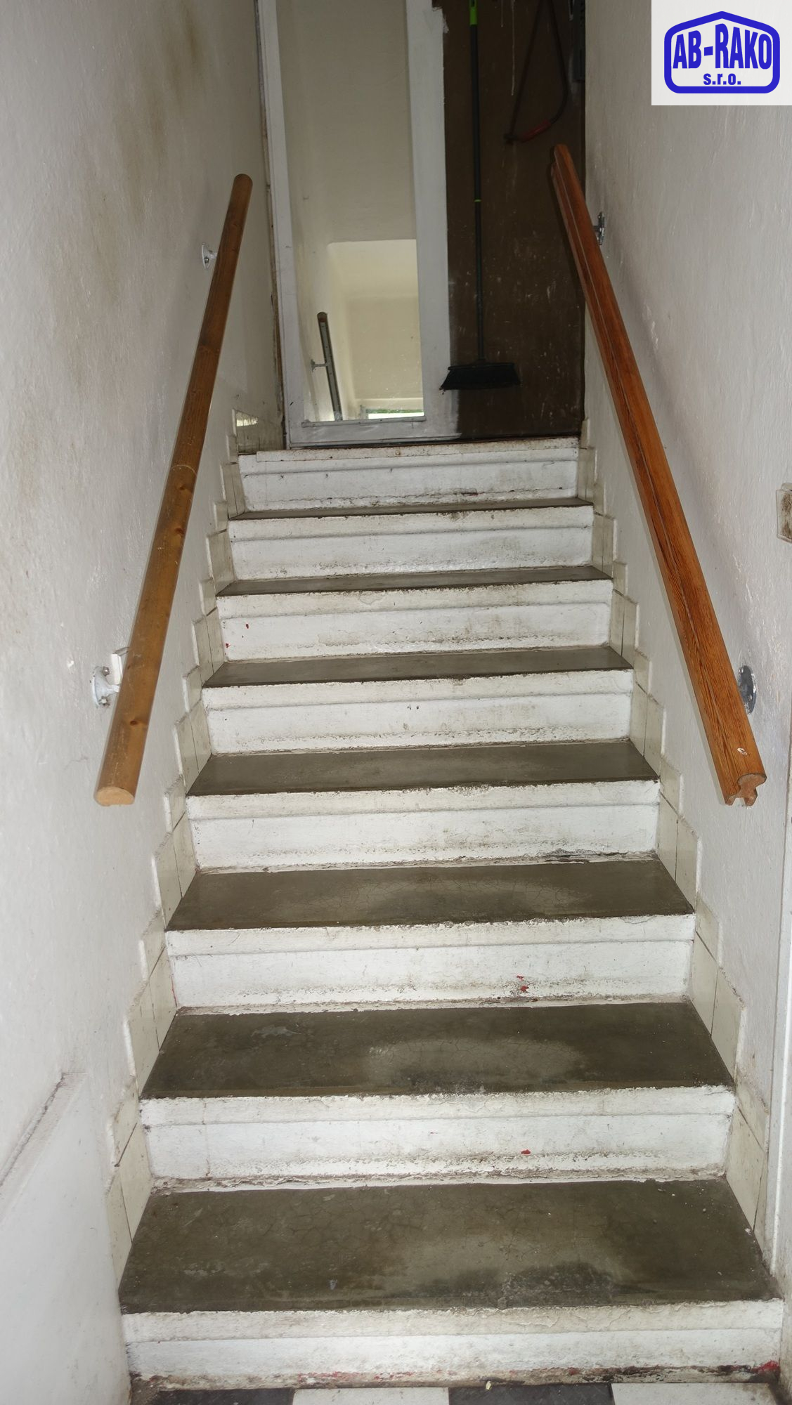 Menší RD se zastavitelnou zahradou Zbuzany v J. Hradci - obrázek č.14