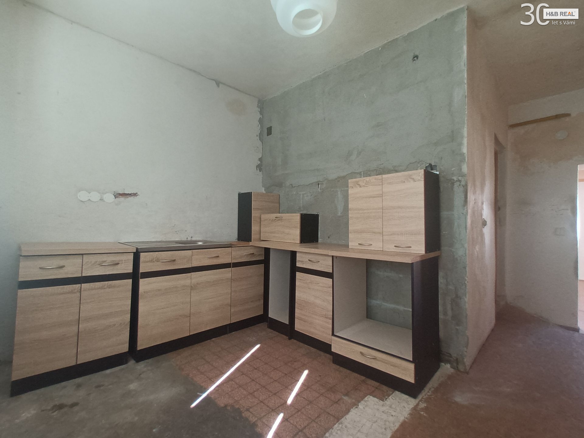 Prodej bytu 2+1 Vsetín centrum - obrázek č.3