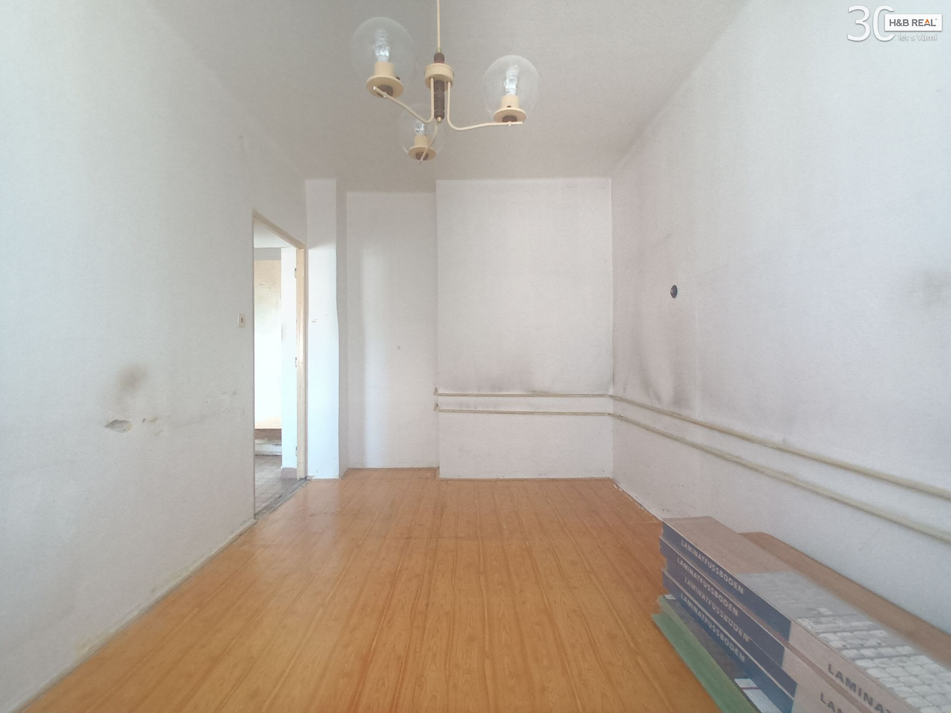 Prodej bytu 2+1 Vsetín centrum - obrázek č.9