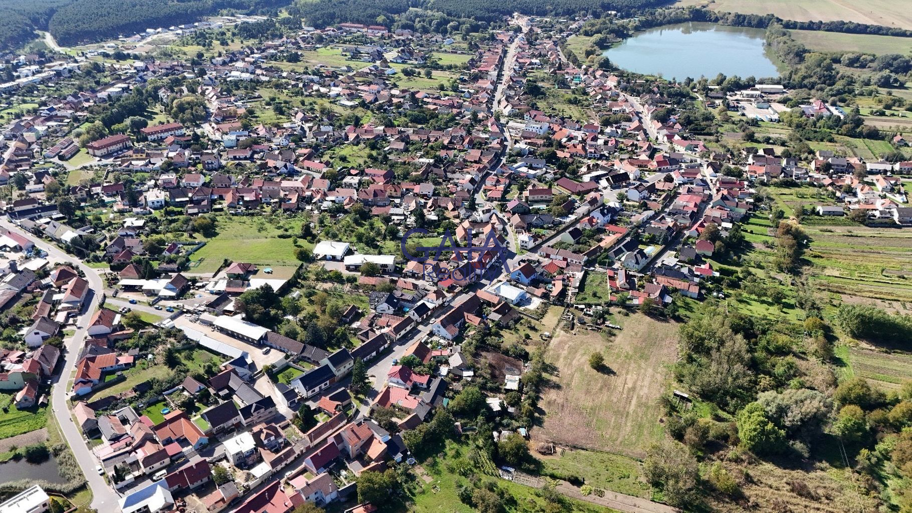 Rozsáhlý pozemek ve Vracově s možností budoucí zástavby - obrázek č.3