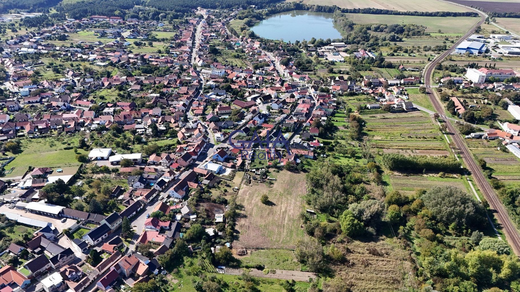 Rozsáhlý pozemek ve Vracově s možností budoucí zástavby - obrázek č.9