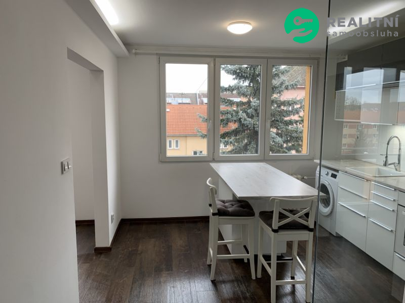 Prodej bytu 1+1 České Budějovice - obrázek č.3