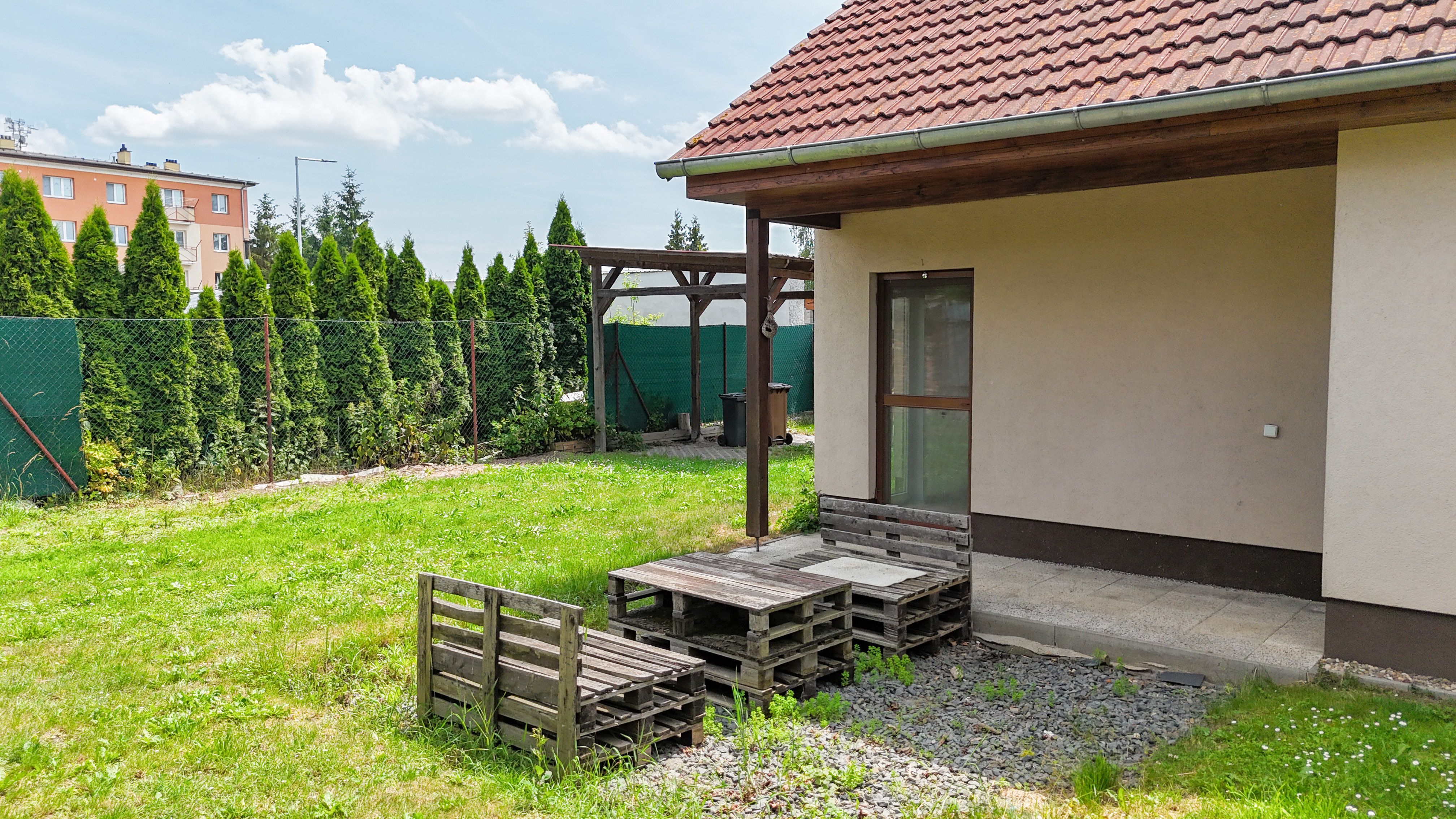 Prodej rodinného domu ve Skrbeni, ulice Vyhnálovská - obrázek č.3
