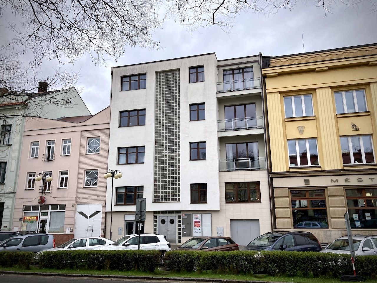Pronájem bytu 2+kk, 62 m2 v centru Nového Města n/Met. - obrázek č.2