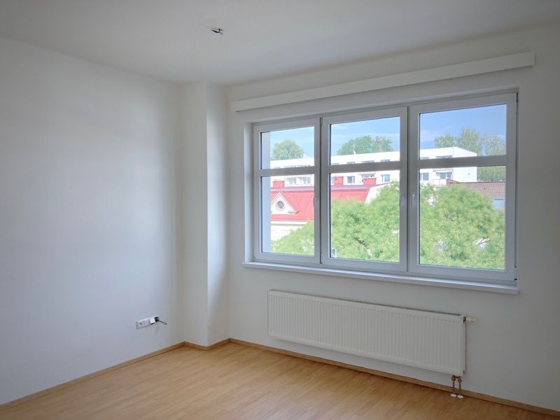 Pronájem bytu 2+kk, 62 m2 v centru Nového Města n/Met. - obrázek č.7