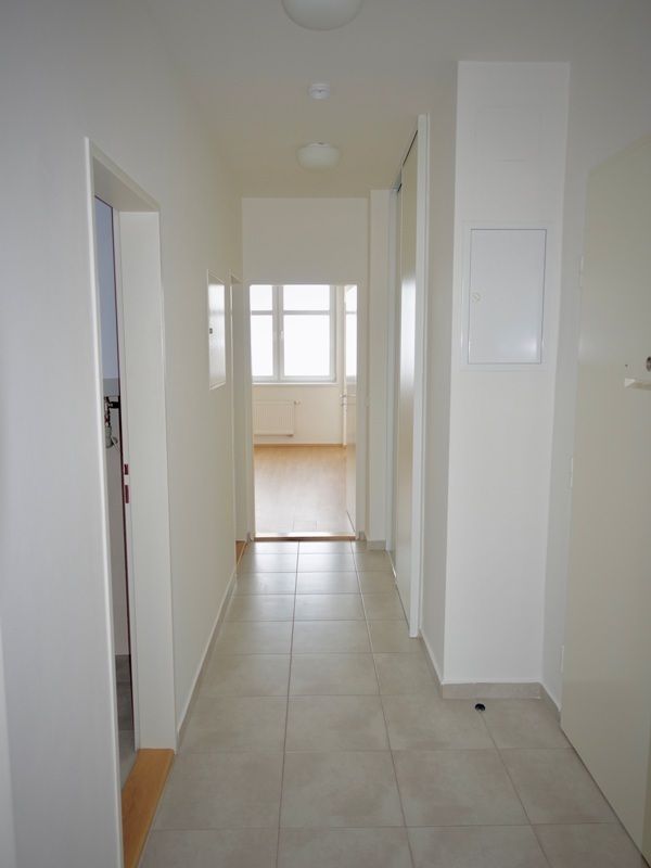 Pronájem bytu 2+kk, 62 m2 v centru Nového Města n/Met. - obrázek č.12