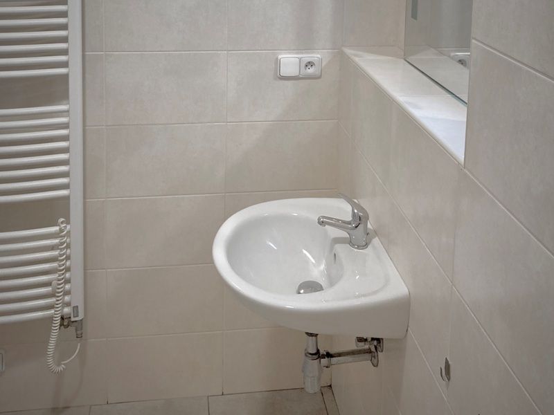 Pronájem bytu 2+kk, 62 m2 v centru Nového Města n/Met. - obrázek č.14