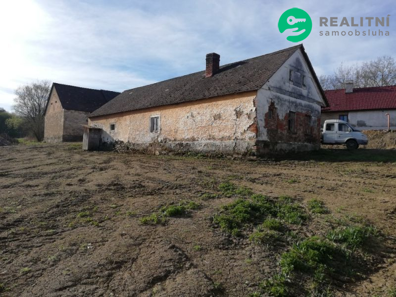 Nabízím k prodeji dům se stodolou v okolí Klatov - obrázek č.5