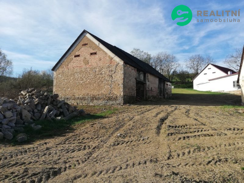 Nabízím k prodeji dům se stodolou v okolí Klatov - obrázek č.6