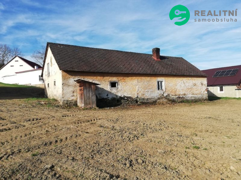 Nabízím k prodeji dům se stodolou v okolí Klatov - obrázek č.7