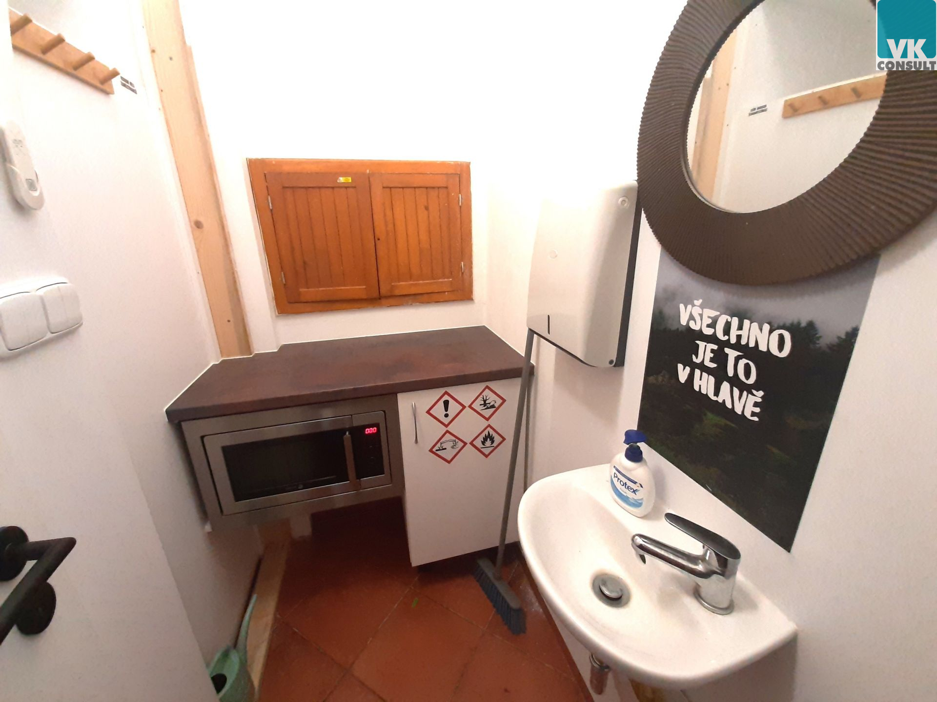 Pronájem - obchodní prostor 15 m2 v centru města Litomyšl - obrázek č.4