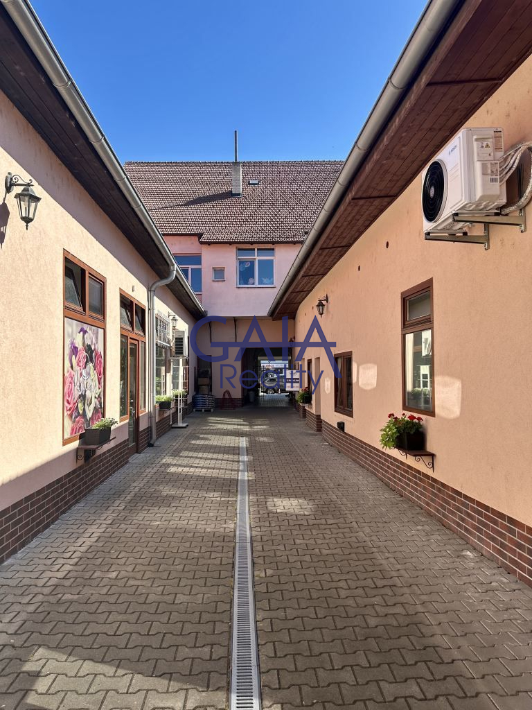 Přízemní obchodní prostor v centru Kyjova - obrázek č.5
