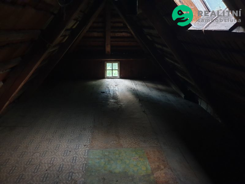 Dům či dva apartmány Desná - obrázek č.10