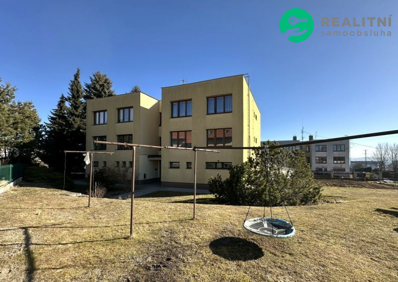 Byt 4+1 s garáží a zahradou ve Starém Pelhřimově - obrázek č.14