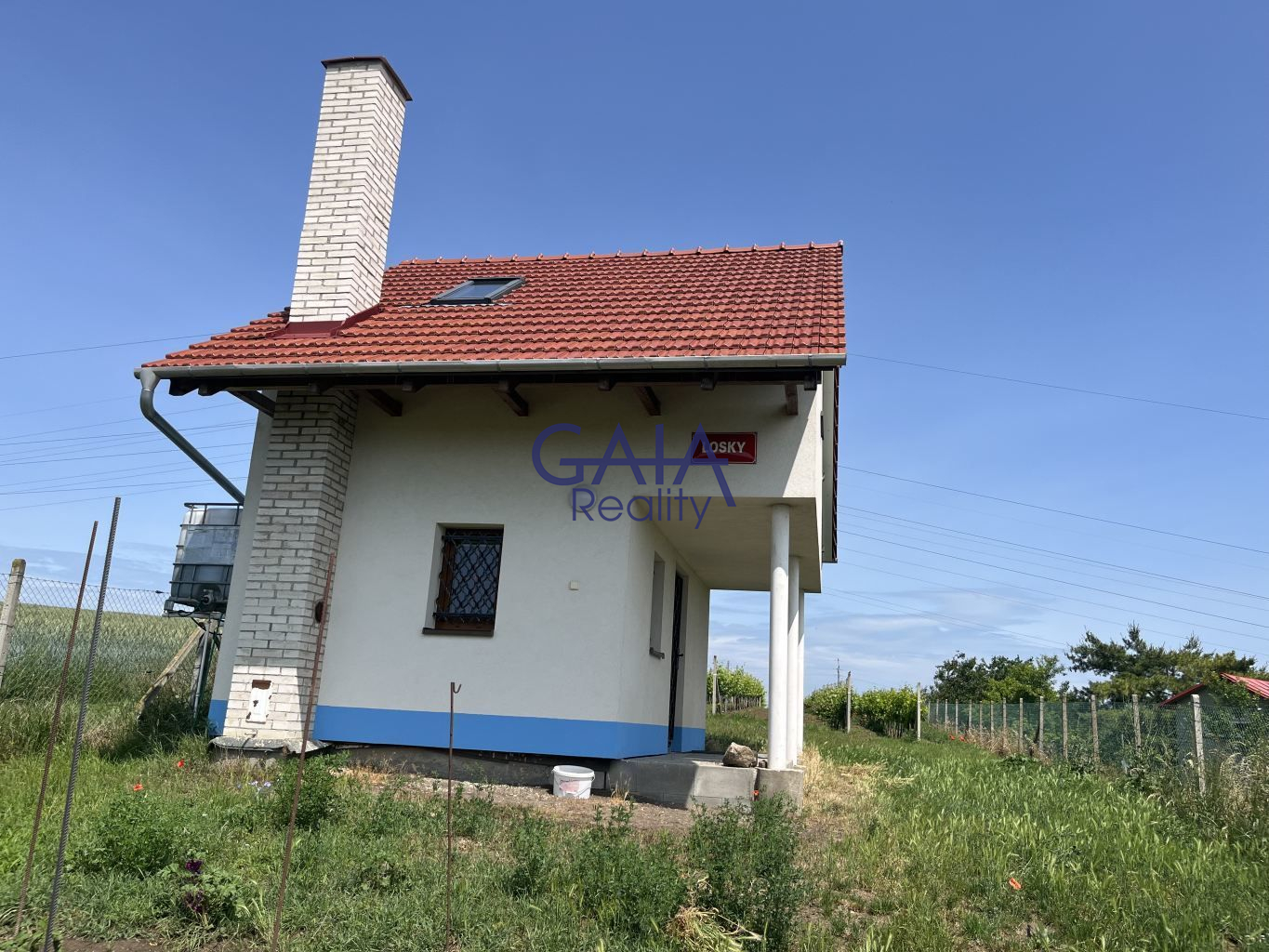 Oplocený vinohrad s chatkou v srdci moravského Toskánska - obrázek č.11