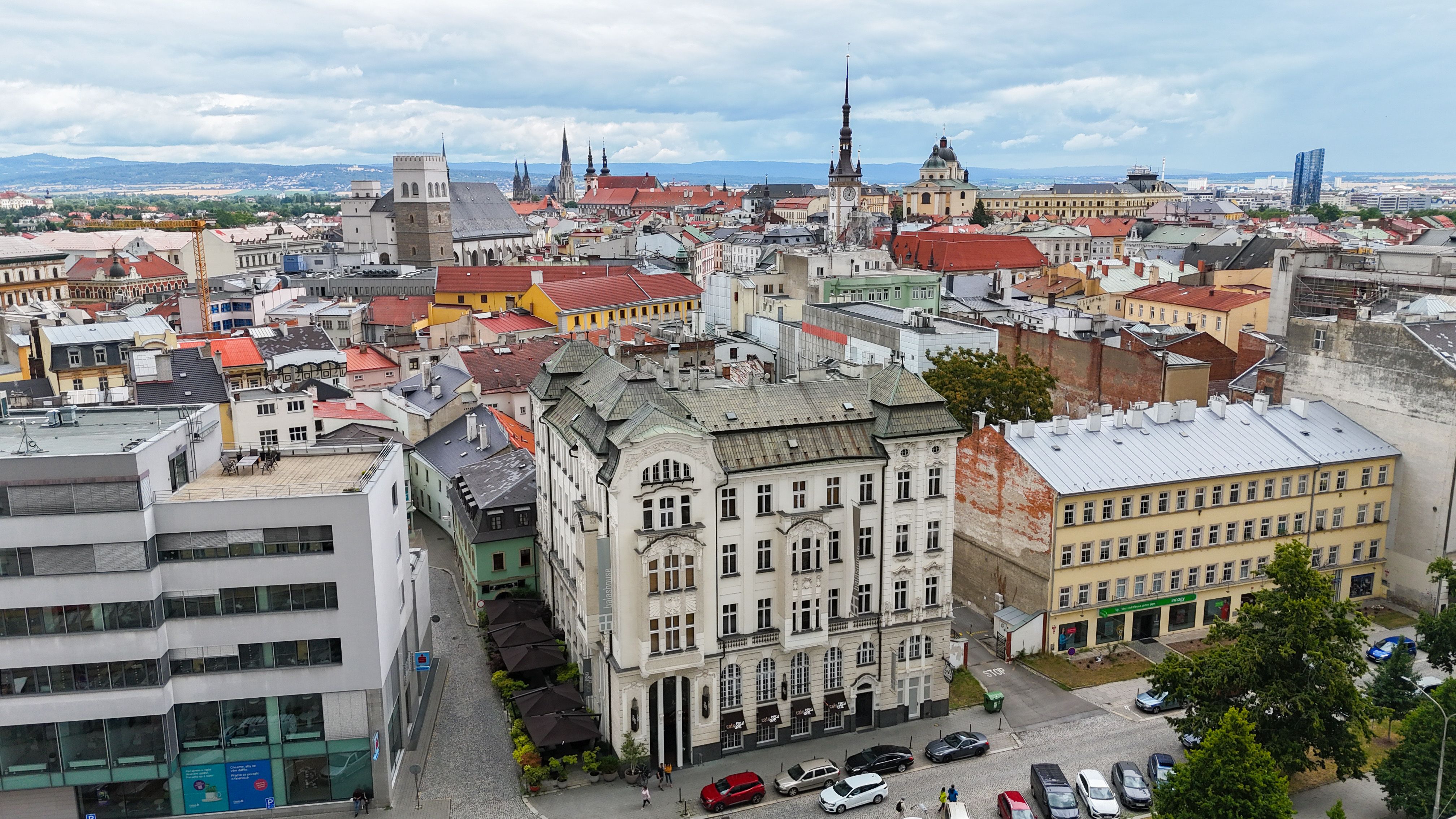 Pronájem luxusních kanceláří v centru Olomouce - obrázek č.3
